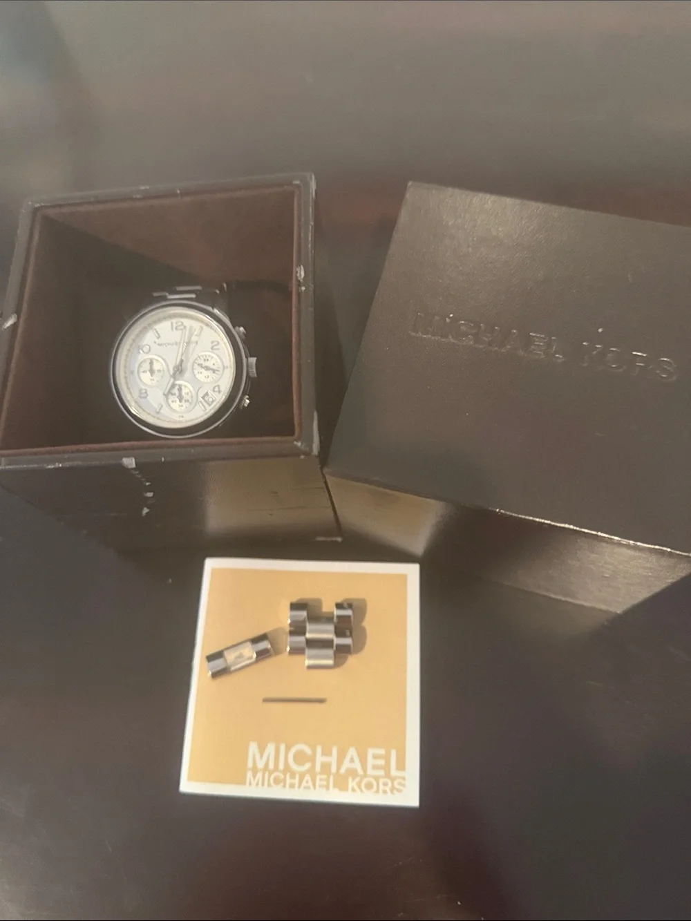 Michael Kors Runway Chronograph Silver Watch MK5076 OG Box Links